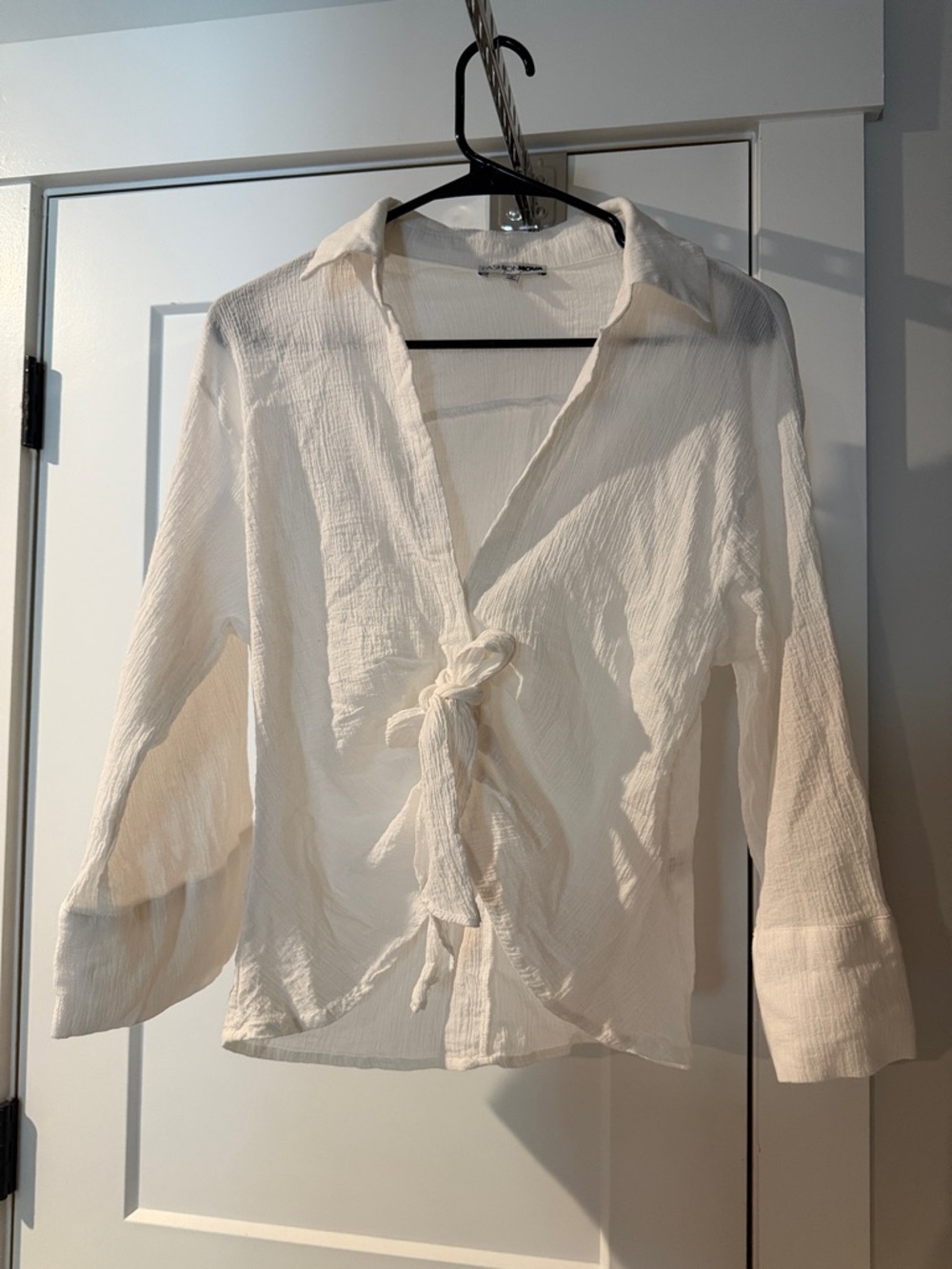 Fashion Nova White Tie-Front Gauze Blouse